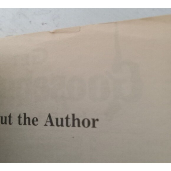 R.L. Stine's Goosebumps Book #1 Welcome To Dead House Preowned - Picture 11 of 11